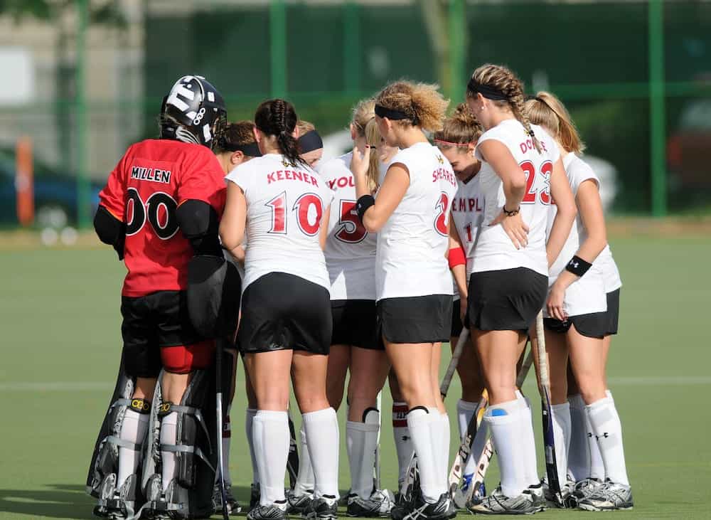 college-team-field-hockey-ladies-21589142 copy